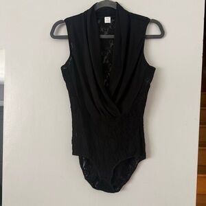 EUC Hanky Panky Signature Black Lace Sleeveless Draped Front Bodysuit